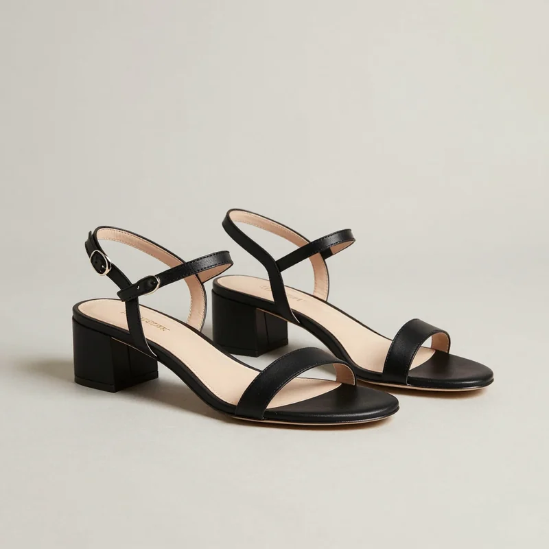 Low heel strappy sandals, illustration of this kind of item