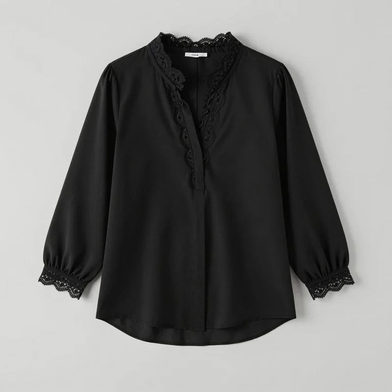 Lace-trim blouse, illustration of this kind of item